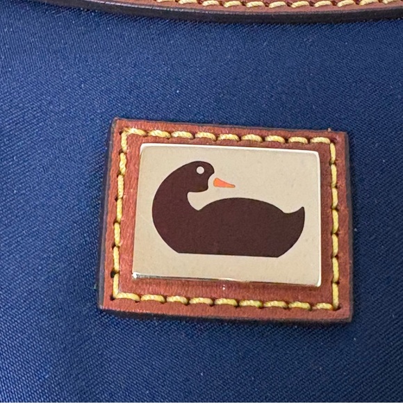 Dooney & Bourke Wayfarer Nylon Zip Sac Hobo Bag Purse Vachetta Leather Trim - Picture 9 of 17